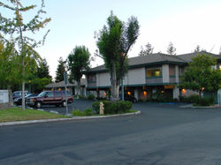 Thousand Oaks - Management/Leasing