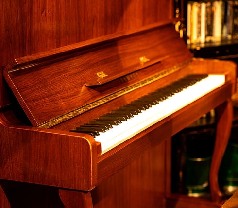 Piano.jpg