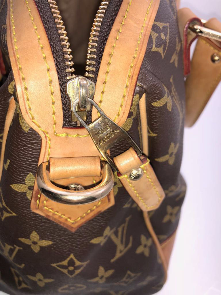 Pre-owned Louis Vuitton Handbag. Good condition