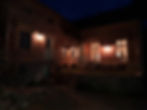 Hausrückseite bei Nacht