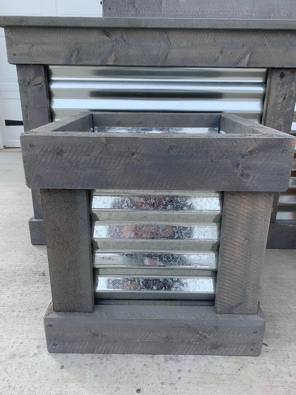 Thumbnail: 3'W x 8'L x 30"H WITH Ledge