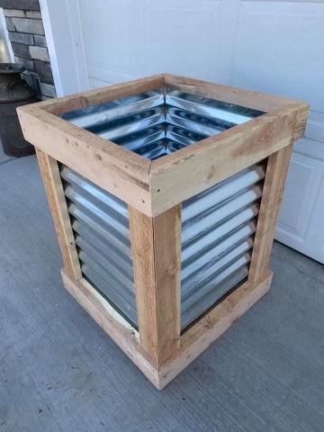 2'W x 2'L x30"H WITH Bottom