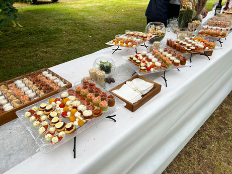 buffet .jpeg