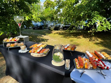 buffet ext.jpeg