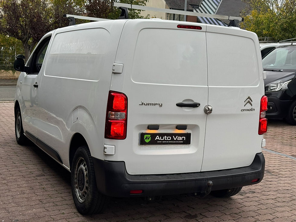 Miniature : Citroën Jumpy fg 2.0 BlueHDI 120 cv Club M S&S / régulateur / clim / attelage /