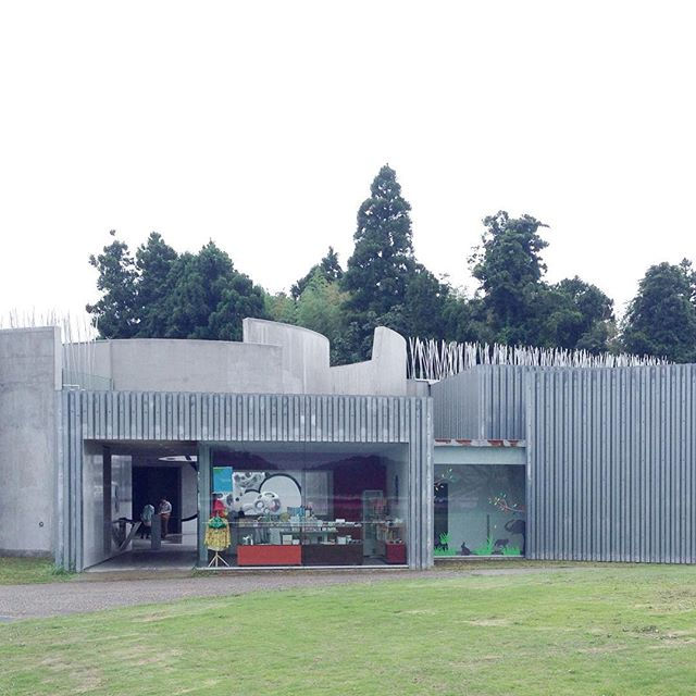 市原湖畔美術館