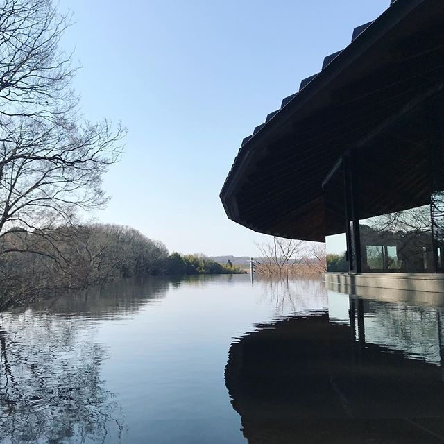 狹山湖畔靈園服務棟