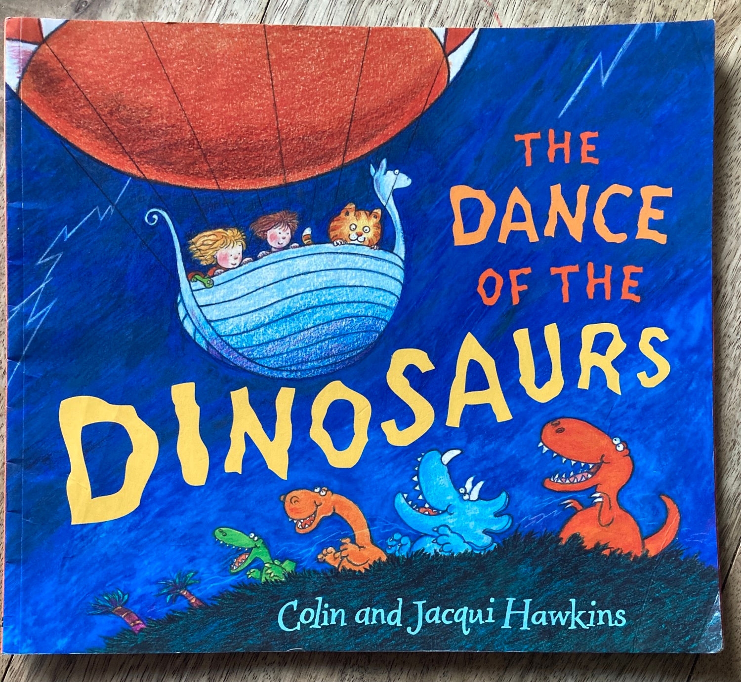 The Dance of the dinosaurs 