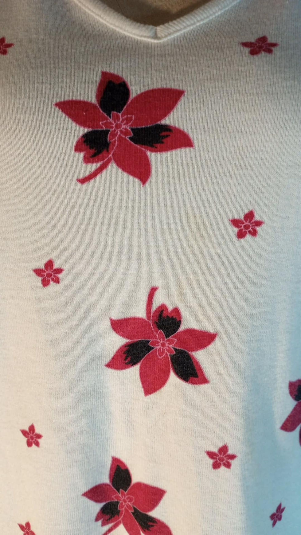 Thumbnail: Style & Co, White/Red/Black Floral Fall Blouse (Size Large)