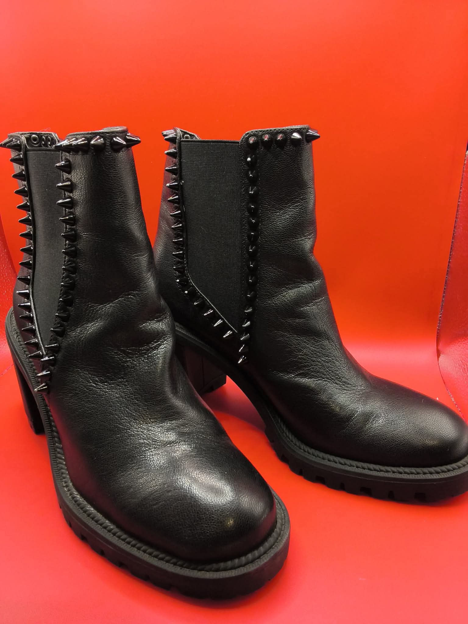 JESSICA SIMPSON Black Boots (Size 8)