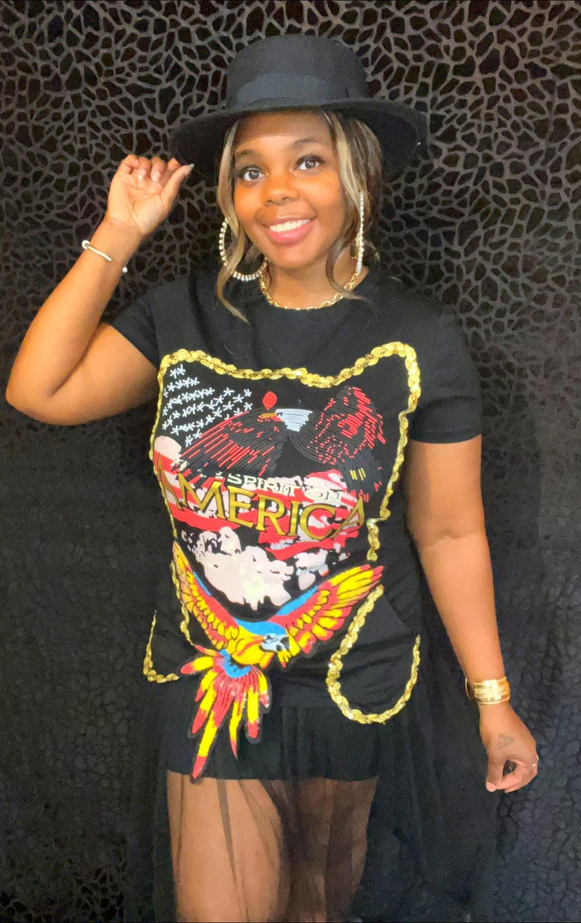 Graphic Tee with Tulle Train(M/L)