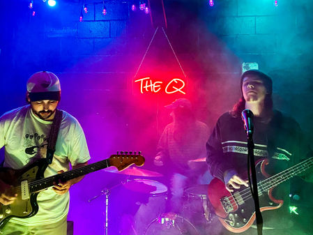 THE BREATHING ROOM: BRILLIANT NEO-SOUL FUSION