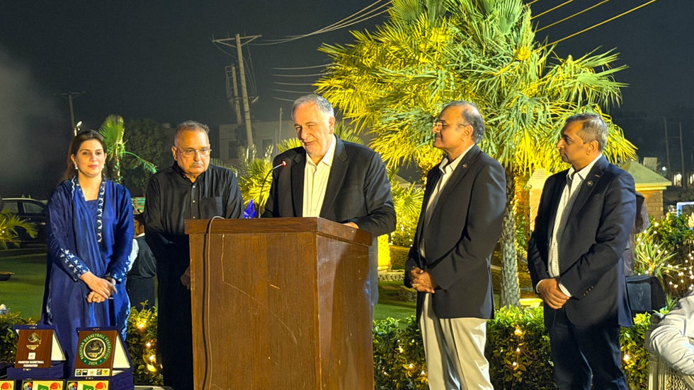 FIBA officials meet Pakistan sports authorities to discuss basketball development in Pakistan