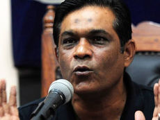 Rashid Latif apology over surrogate advertising and Rizwan remark