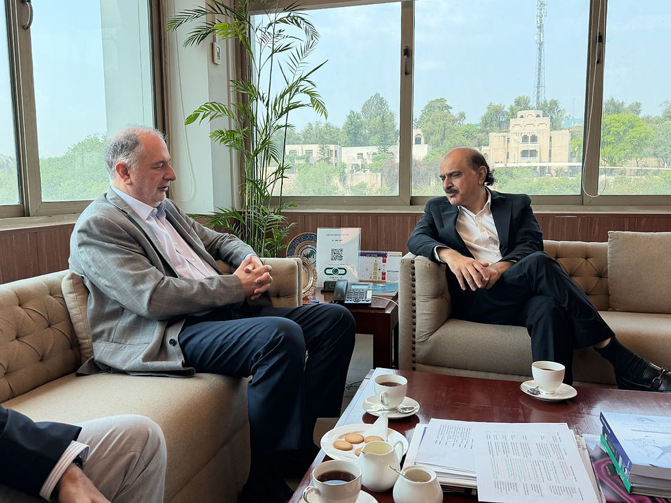 FIBA officials meet Pakistan sports authorities to discuss basketball development in Pakistan