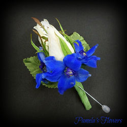 Boutonniere 37
