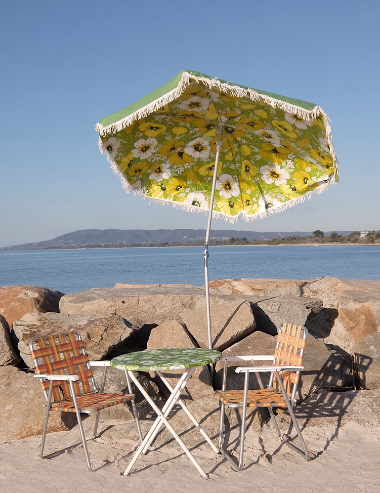 Umbrella and Table2.png