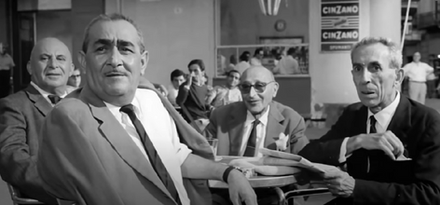 Scena del film "Sedotta e Abbandonata"