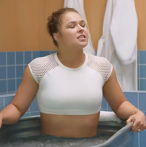 woman in cold plunge tub