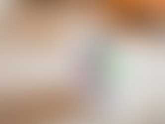 caneca de café com a logo CGOMES