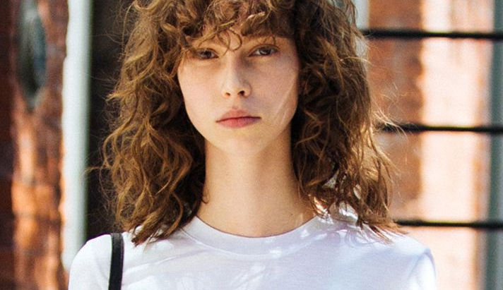 What Haircut is Best for Frizzy, Thin Hair?