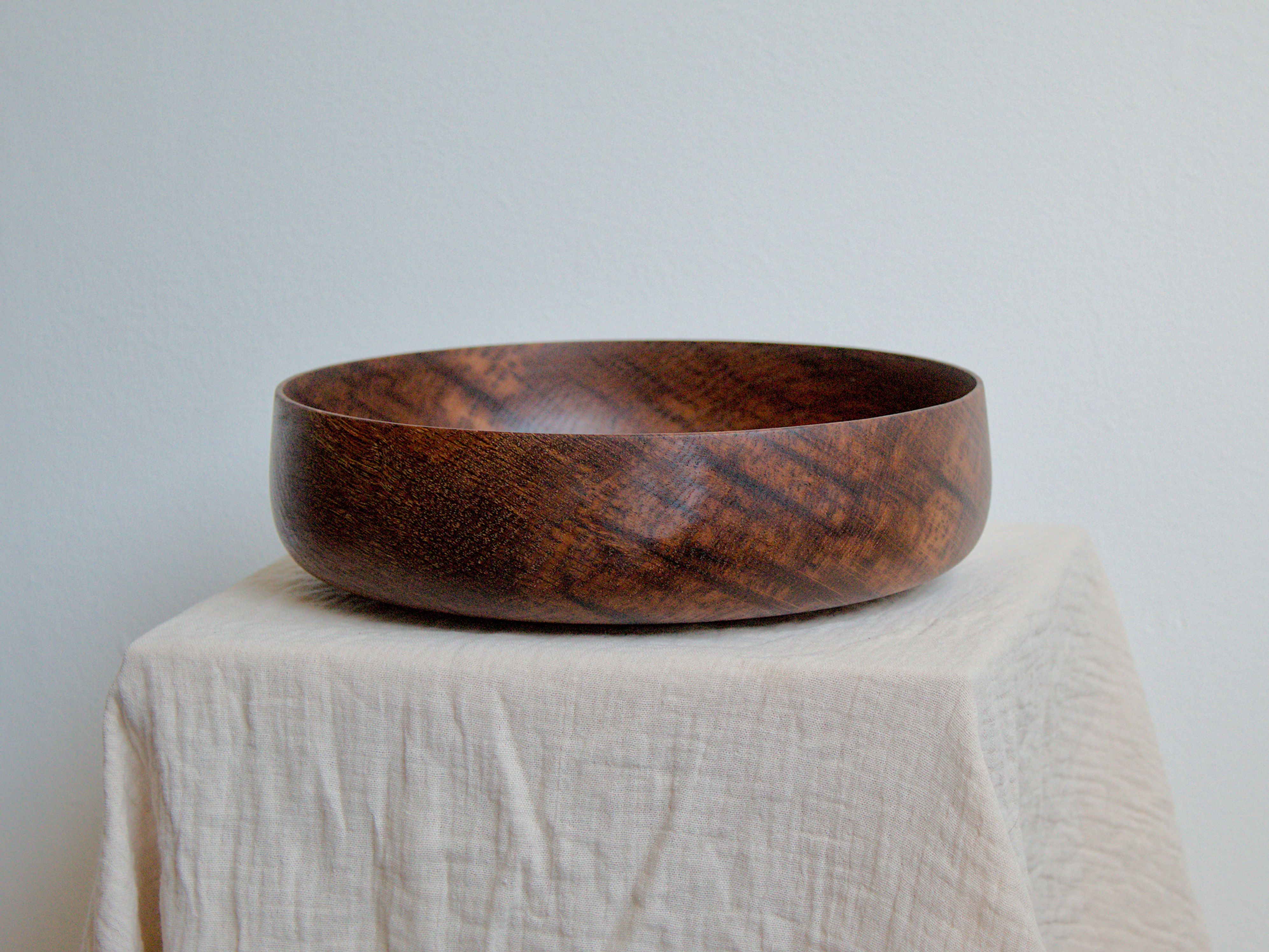 Brown Oak Fruit Bowl