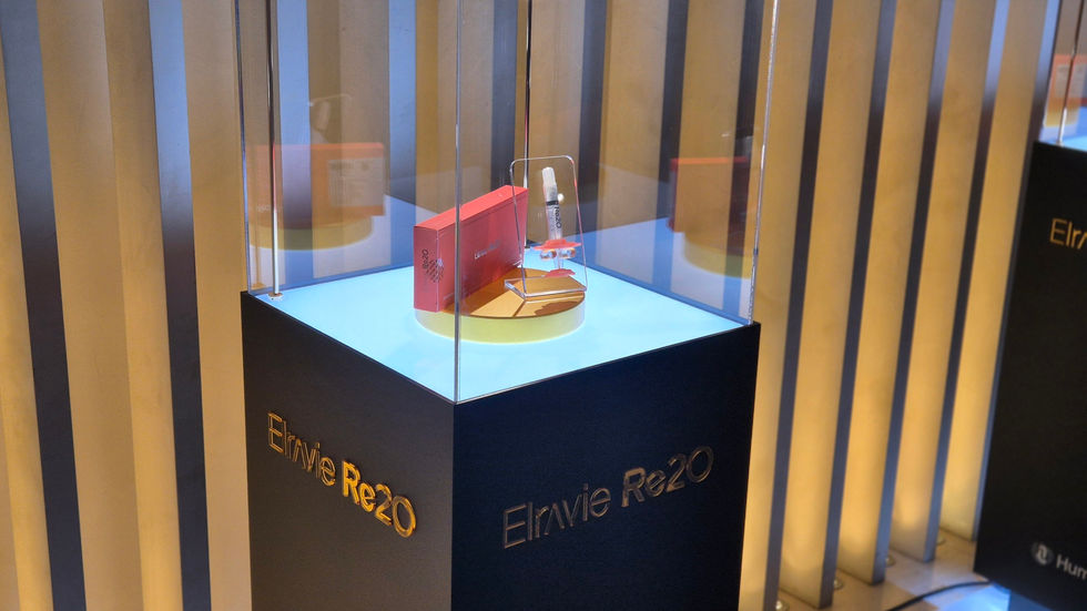 쇼케이스 제작, 무대디자인, 공간디자인, 포토존디자인, 엘라비에리투오