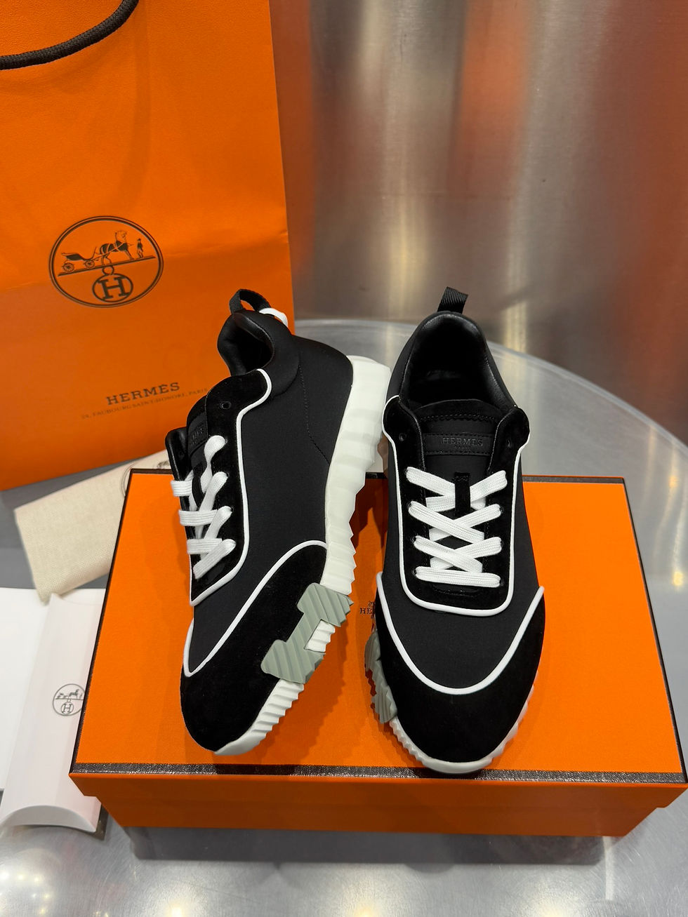 Thumbnail: HERM Sneaker 51