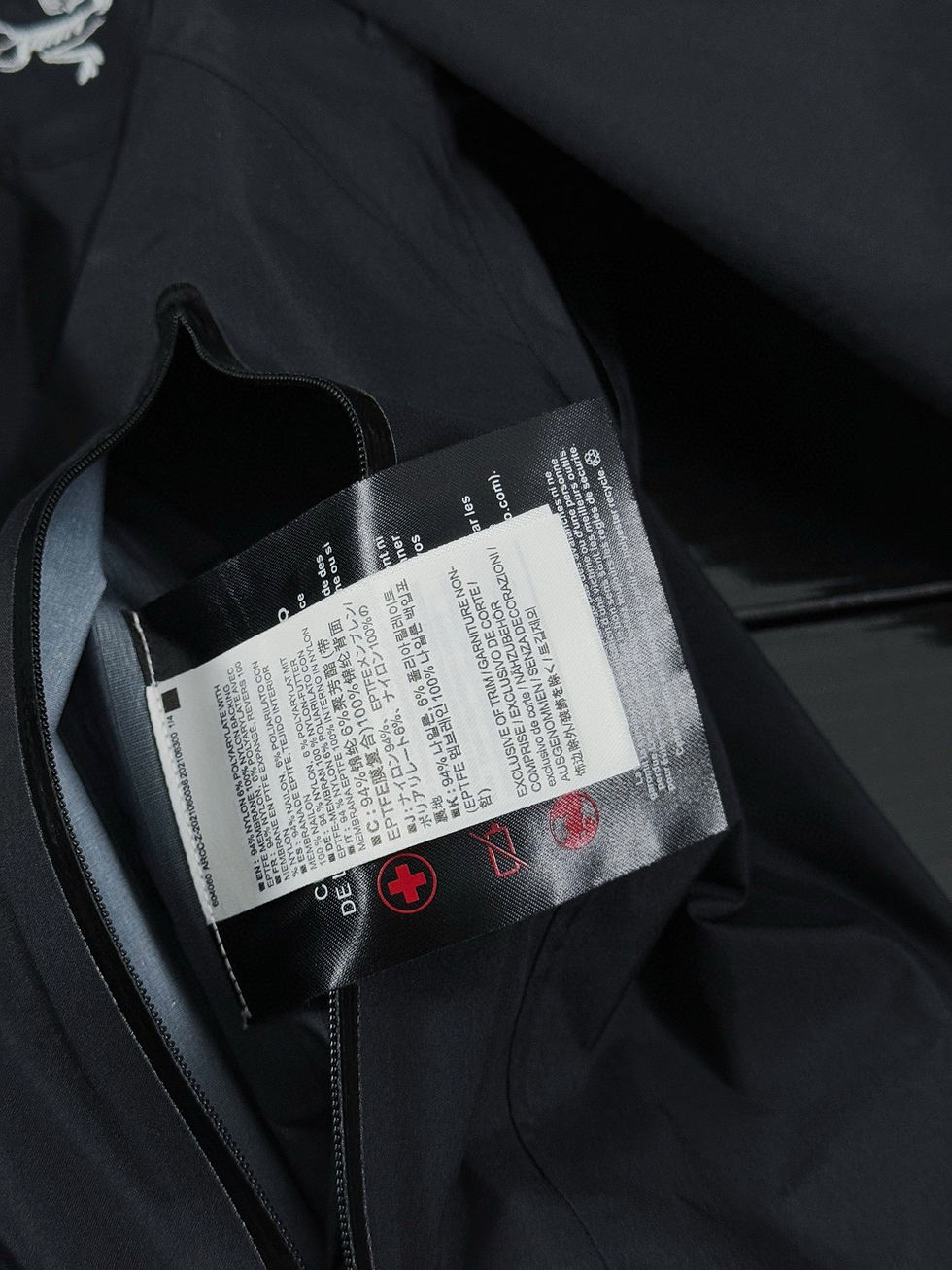 Thumbnail: Arcteryx Jacket — Black