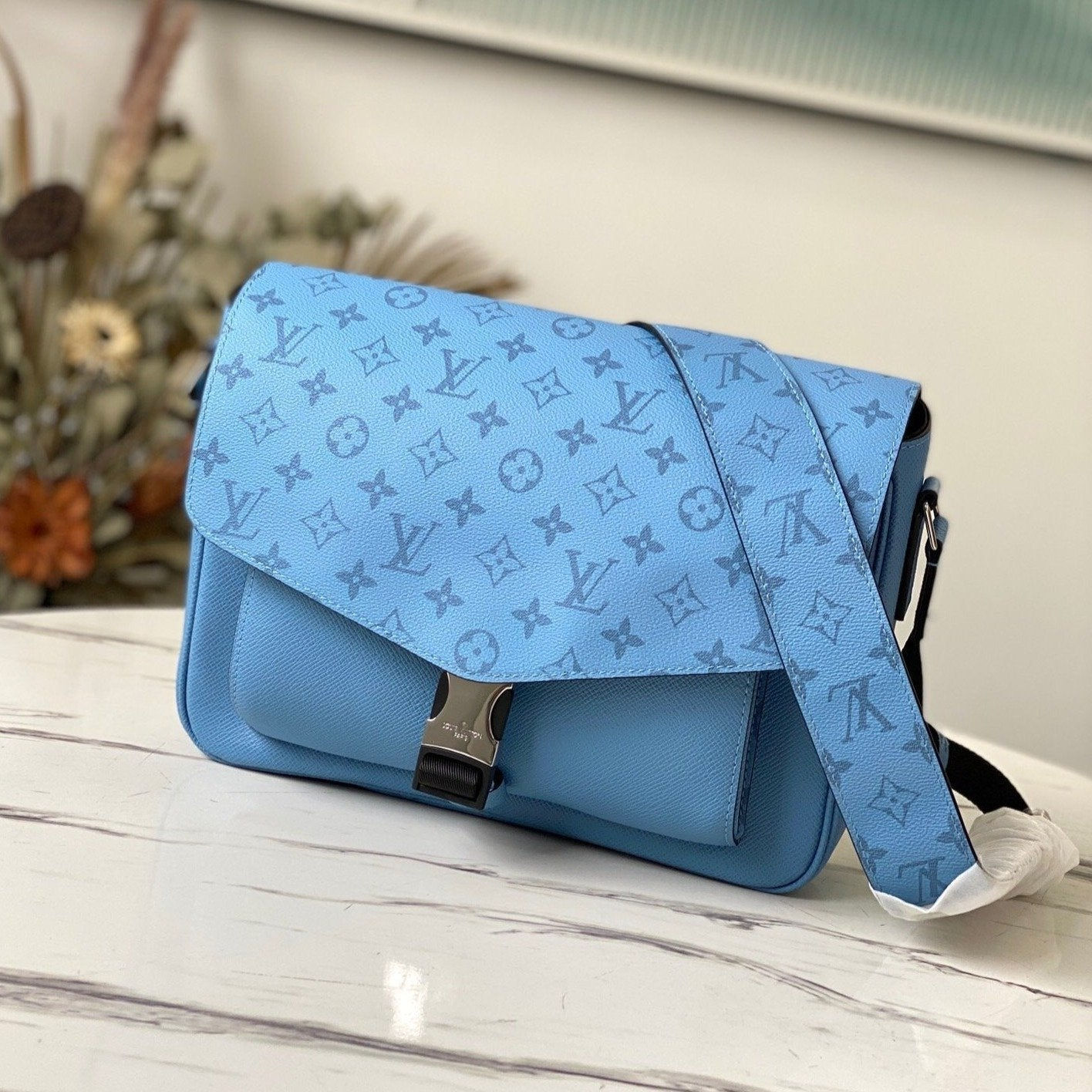 Louis Vuitton MESSENGERAMA TAIGARAMA DENIM BLUE