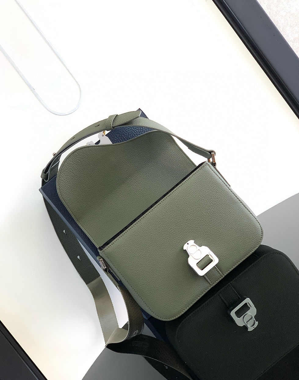 Thumbnail: Cd Saddle Messenger Bag 1