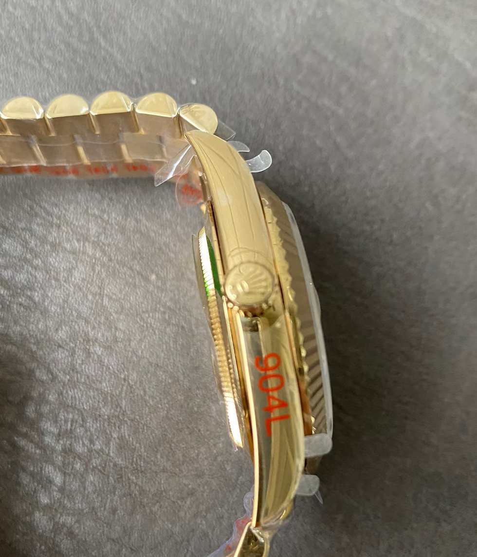 Thumbnail: Rolex Oyster Perpetual Daydate 41