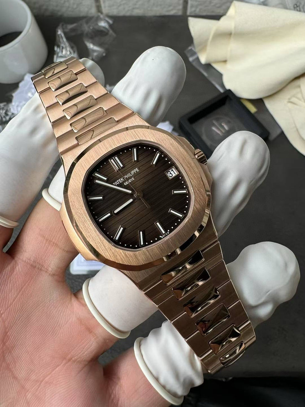 Thumbnail: Patek Philippe Nautilus 5711 1R 001