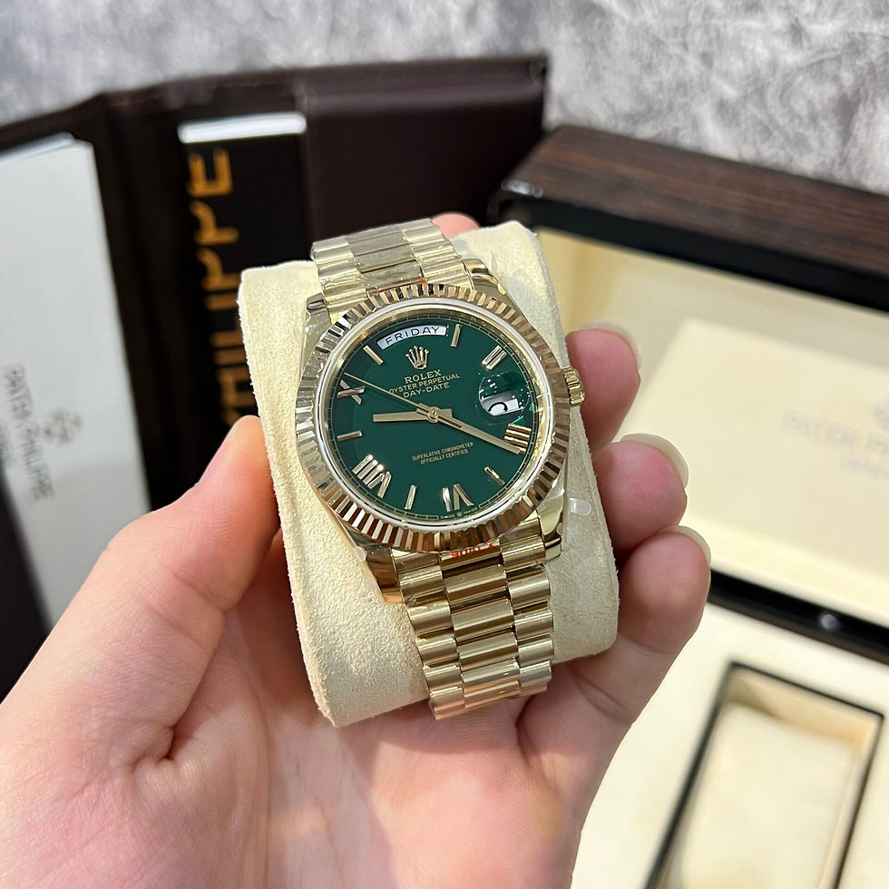 Thumbnail: Superclone Rolex Day Date Green Dial 0061 40 Mm