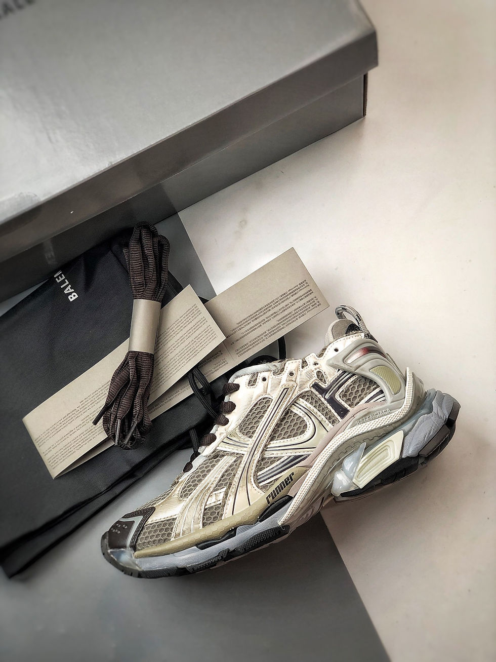 Thumbnail: Balenciaga Runner Silver Grey