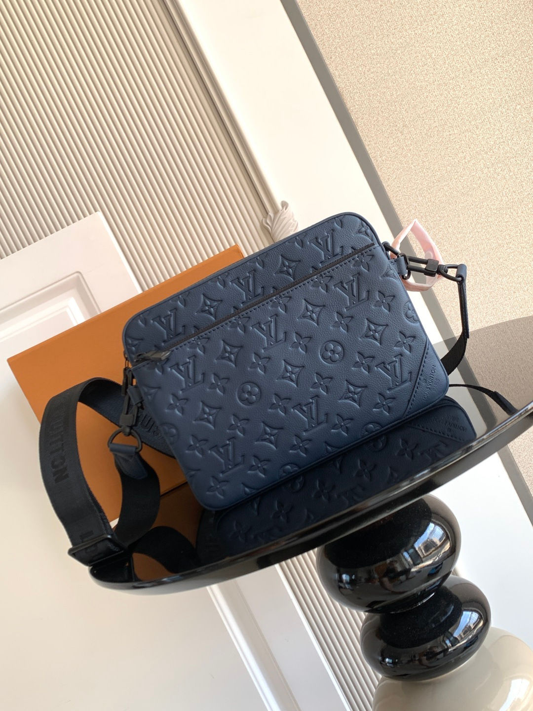Louis Vuitton Mailman Bag