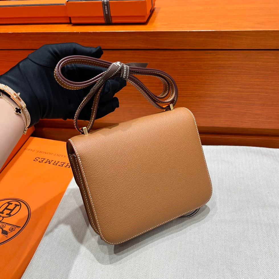 Thumbnail: Hermes Constance 19