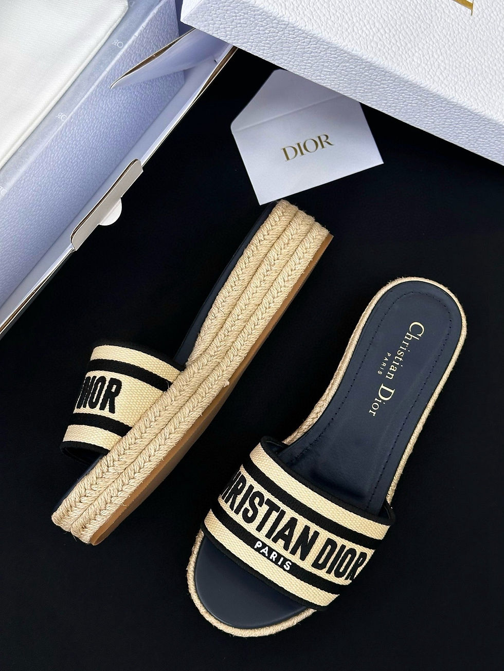 Thumbnail: Dior Women Sandal — Coral