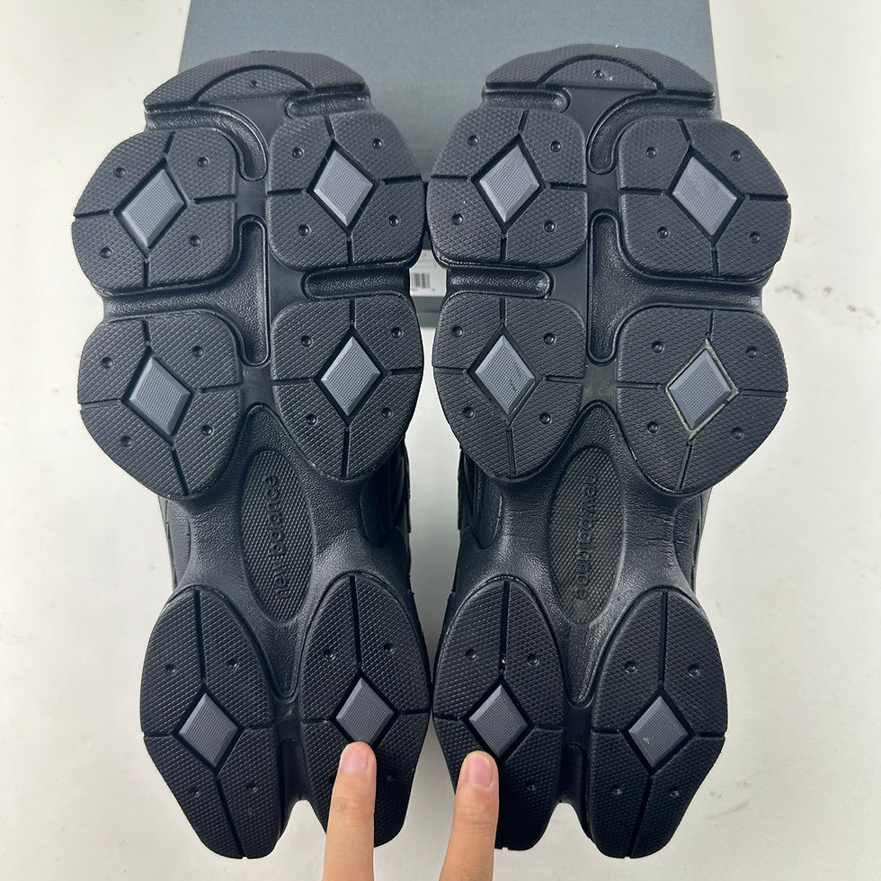 Thumbnail: New Balance