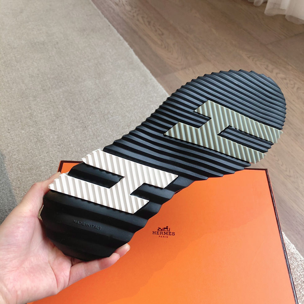 Thumbnail: HERM Sneaker 59
