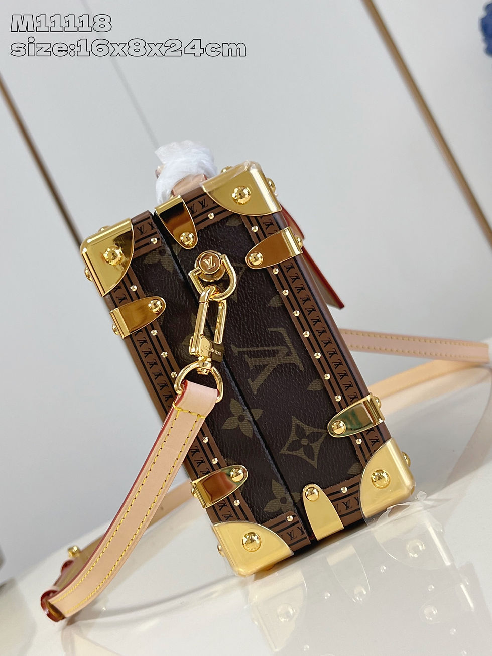 Thumbnail: Louis Vuitton Handle Trunk