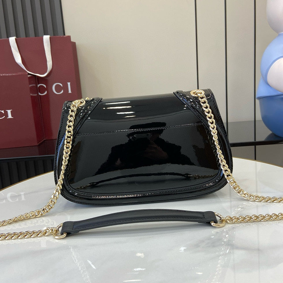 Thumbnail: Gucci Blondie Small Shoulder Bag