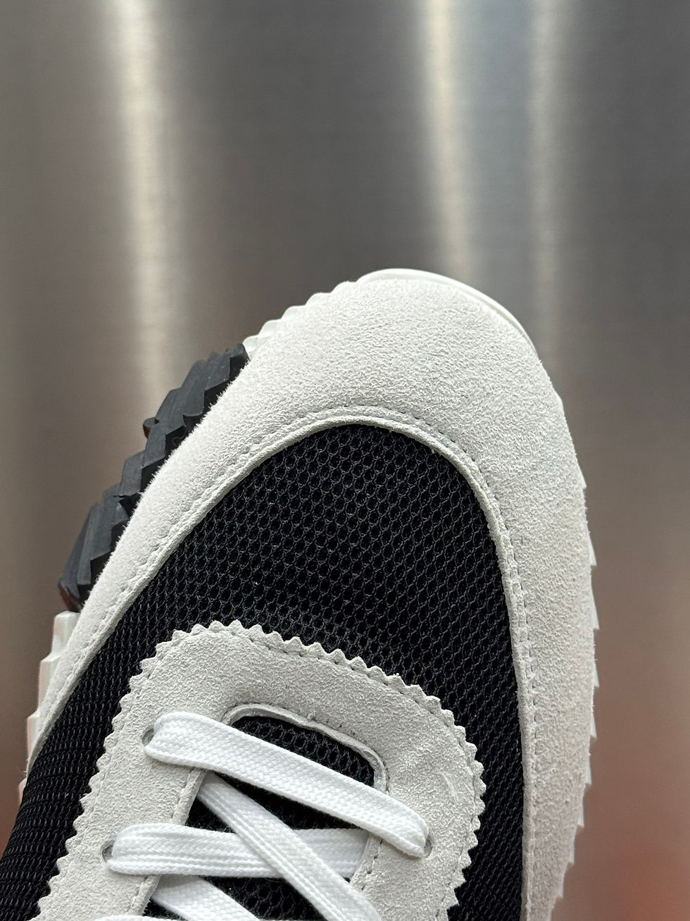 Thumbnail: HERM Sneaker