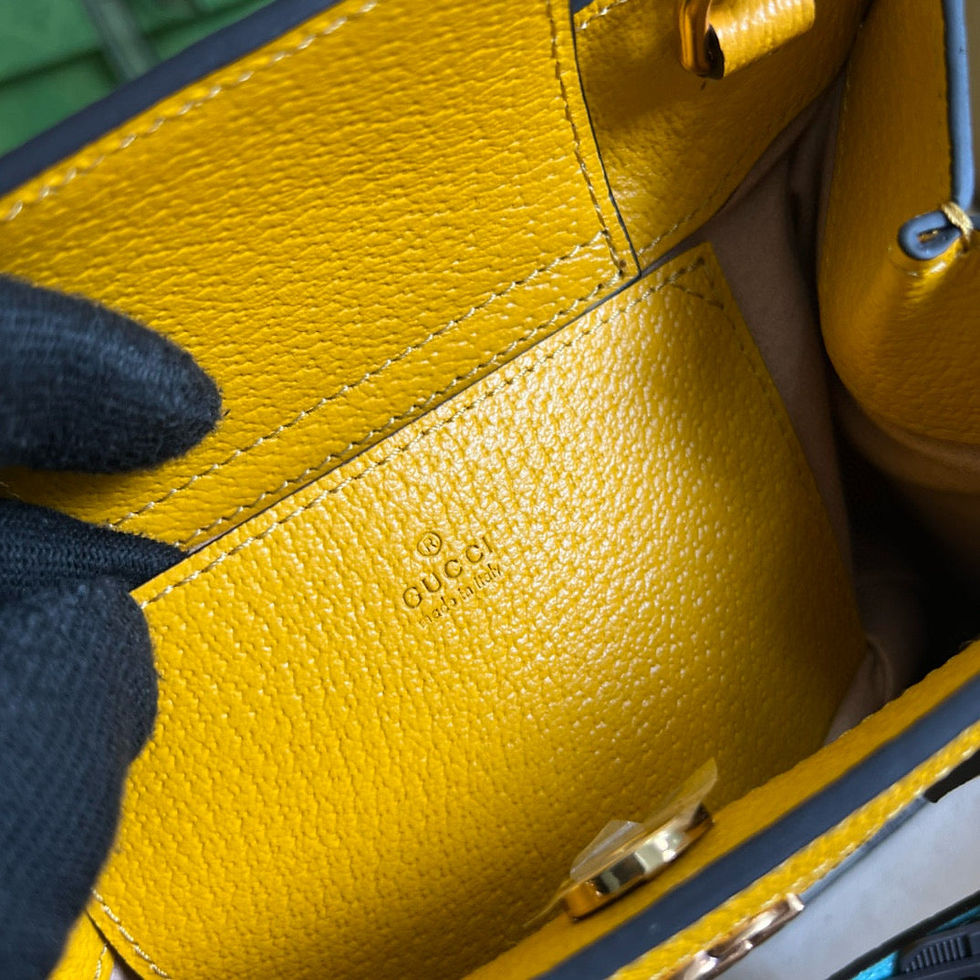 Thumbnail: Gucci Diana Tote