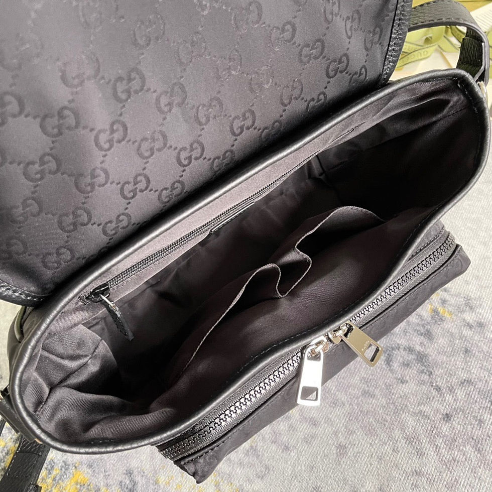 Thumbnail: Gucci Messenger Bag