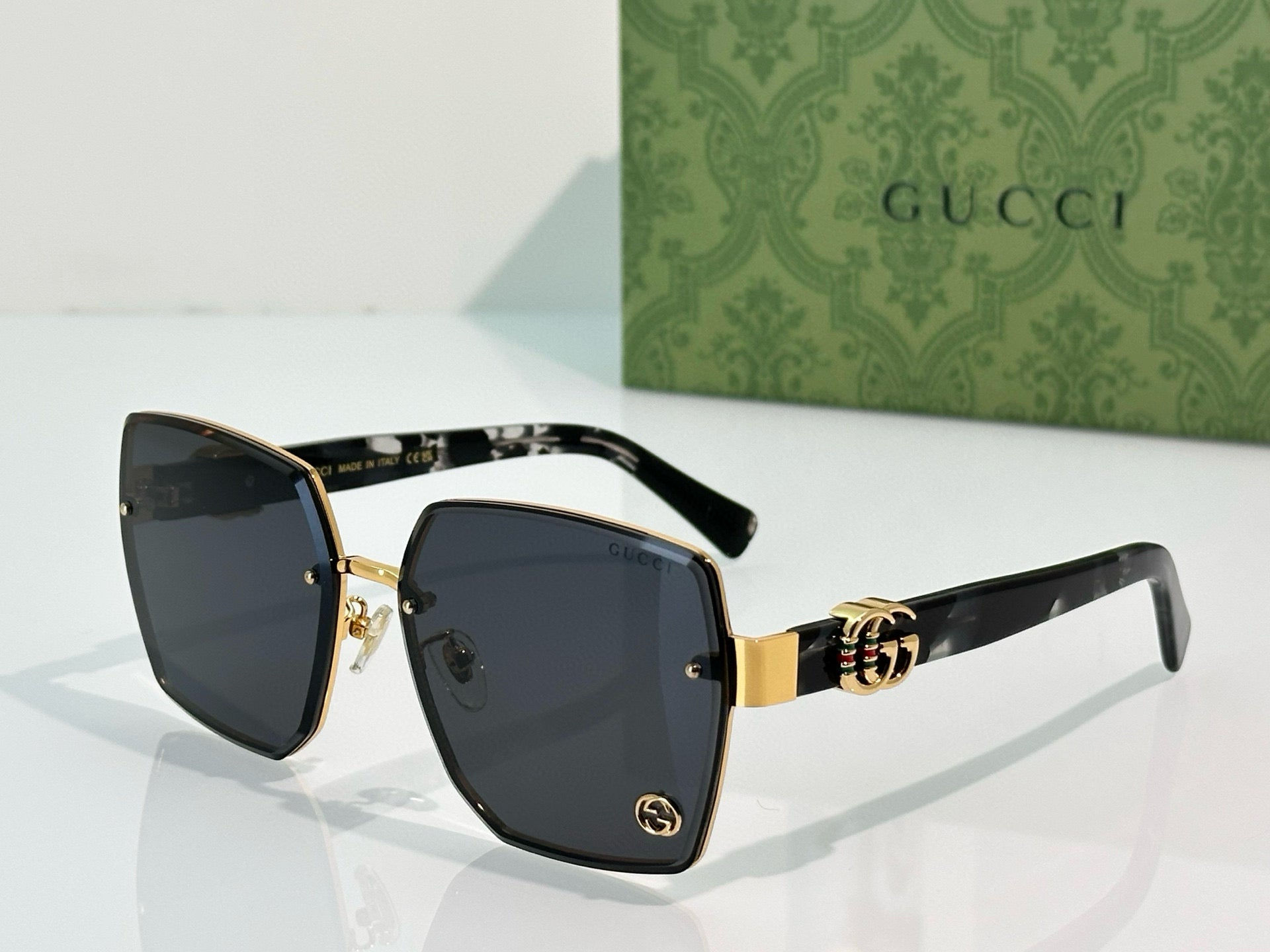 Gucci Women Sandal
