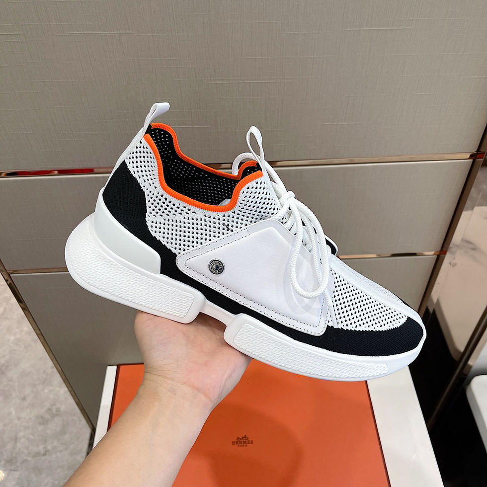 Thumbnail: HERM Sneaker 5