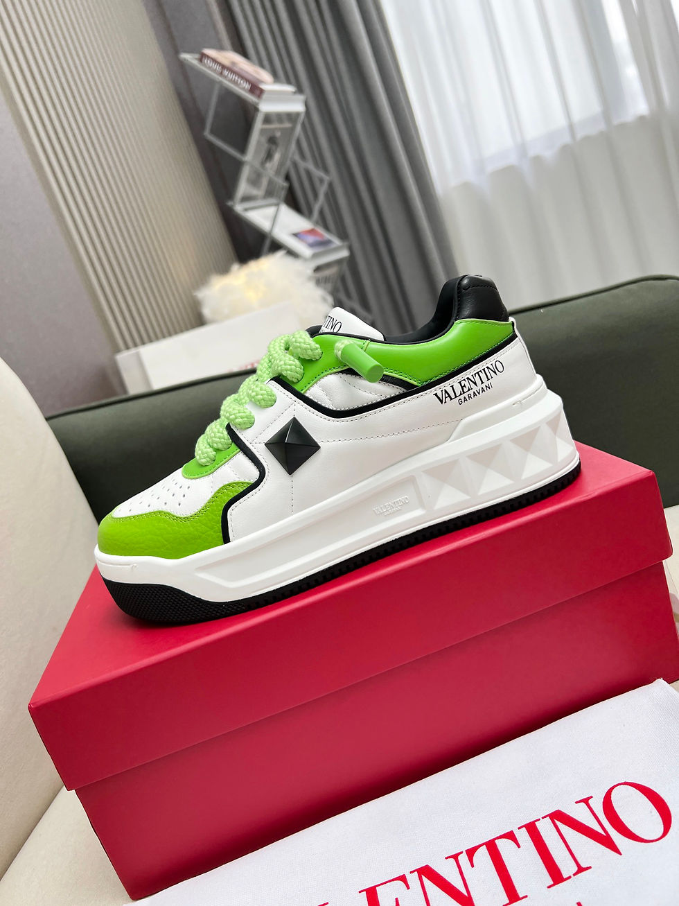 Thumbnail: VLN Garavani One Stud XL