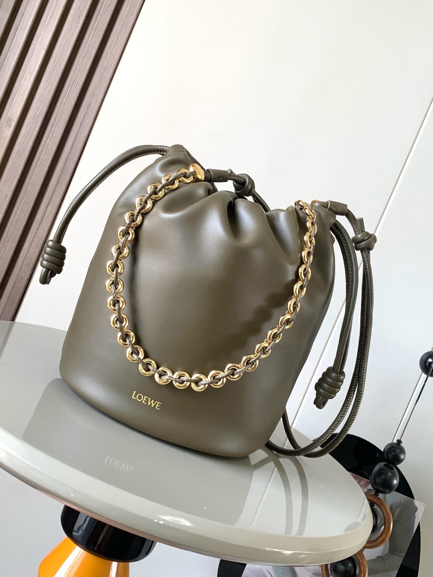 Loewe Flamenco