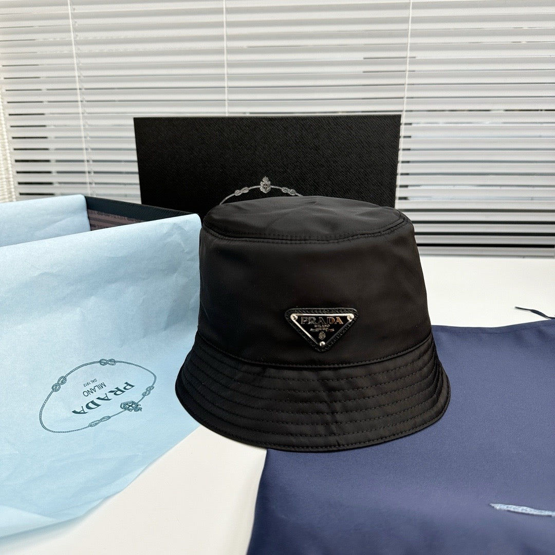 Prada Cap 571 — Ivory